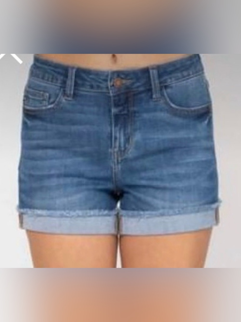 Judy Blue Slimming Rolled Hem Light Distress Jean Shorts size 31